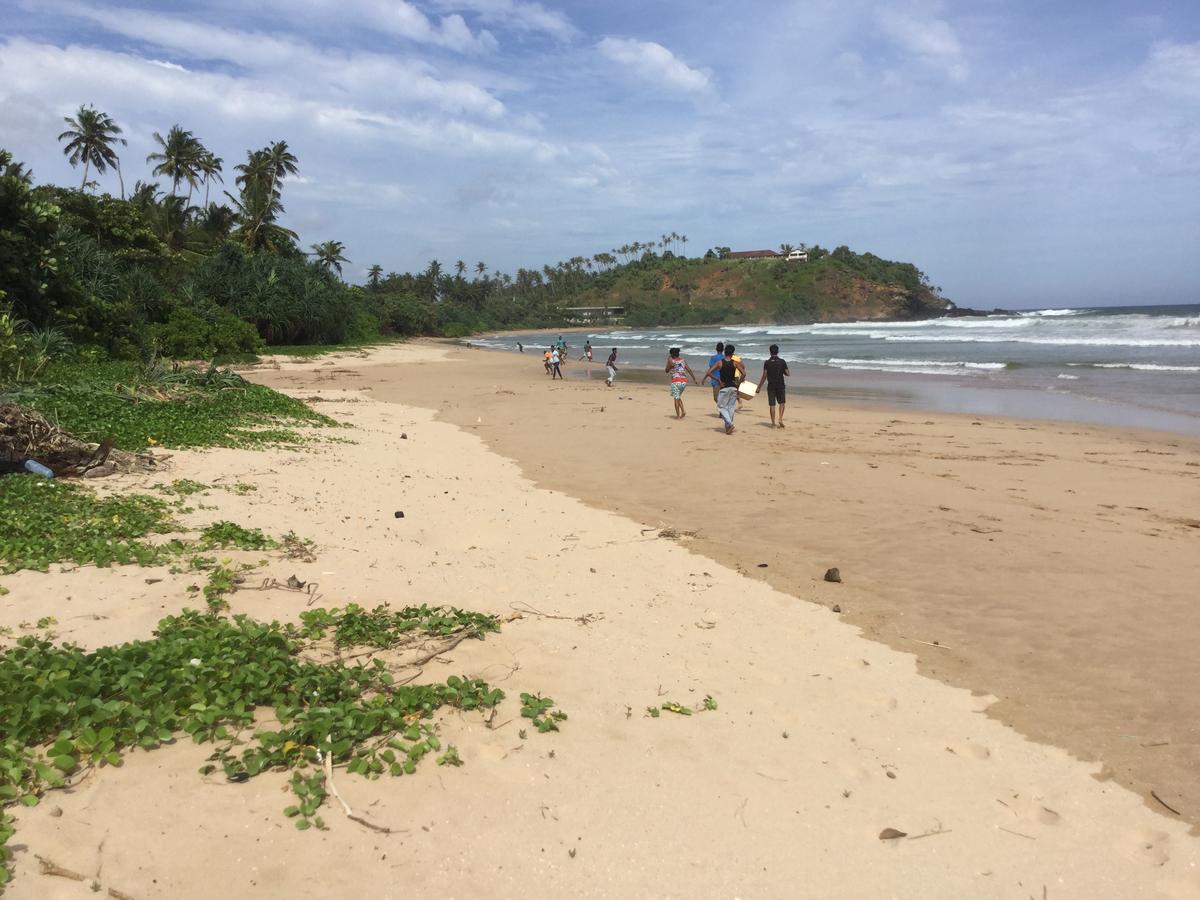 Talalla Bay Beach Exterior photo